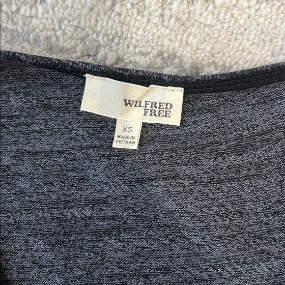 Aritzia Grey Bodycon Dress - Picture 4 of 8